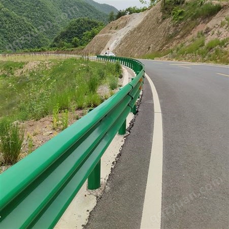 贵阳高速公路交通护栏板防护栏波浪型二波镀锌波形乡村道路